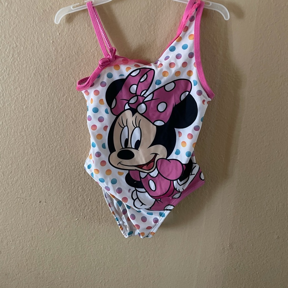 Girl’s Minnie mouse swimsuit